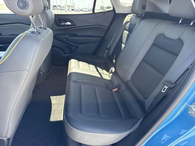 Used 2025 Chevrolet Trax SUV
