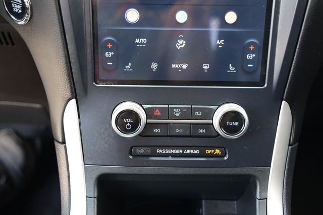 2023 Ford Edge SEL Black at Toyota of Victoria