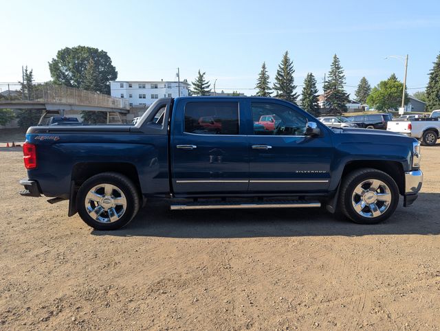 2017 Deep Ocean Blue Metallic Chevrolet Silverado 1500 LTZ 4X4 Truck