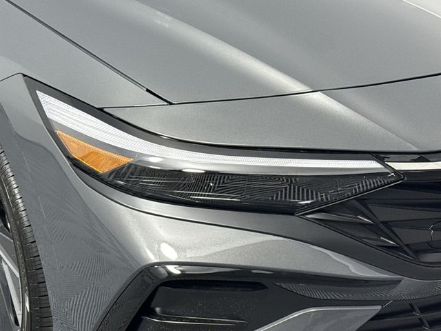 New 2025 Hyundai Elantra Hybrid For Sale in Indianapolis, IN