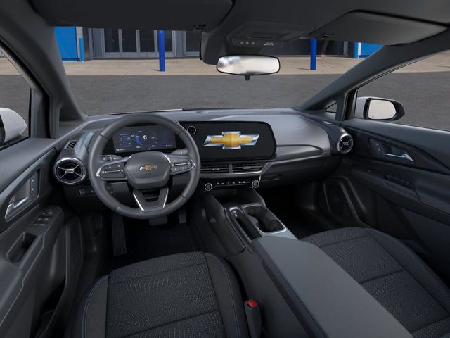 2025 Chevrolet Equinox EV LT photo