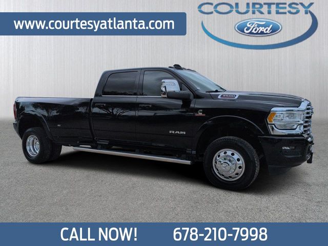 Diamond Black Crystal Pearlcoat 2023 RAM 3500 Pickup Truck Four-Wheel Drive 6-Speed Automatic