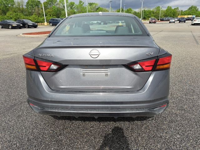 Used 2024 Gray Nissan 2.5 SV image 8
