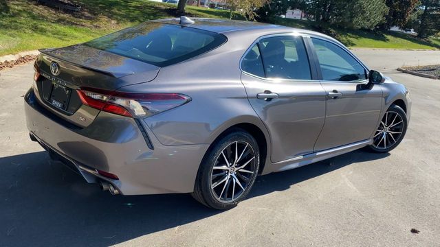 2022 Toyota Camry SE 8