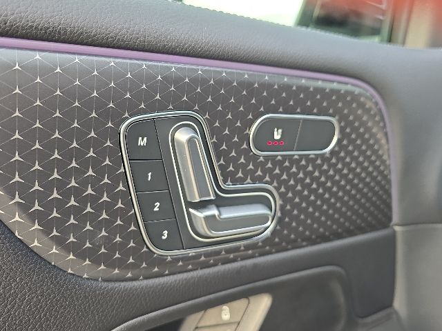 2025 Mercedes-Benz GLB GLB 250:168284A