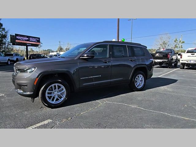 2026 Jeep Grand Cherokee L Laredo 4x2