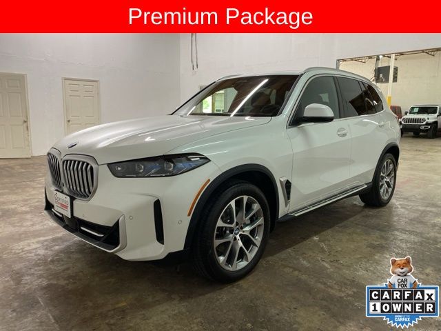 White Metallic 2026 BMW X5 xDrive40i SUV / Crossover All-Wheel Drive 8-Speed Automatic