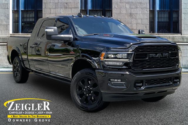 Diamond Black Crystal Pearlcoat 2024 RAM 2500 Pickup Truck Four-Wheel Drive 6-Speed Automatic