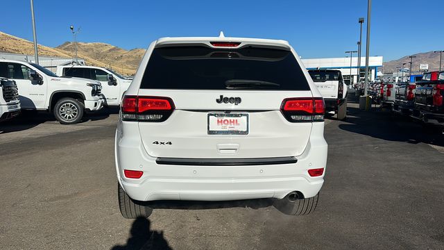 2018 Jeep Grand Cherokee Altitude 4