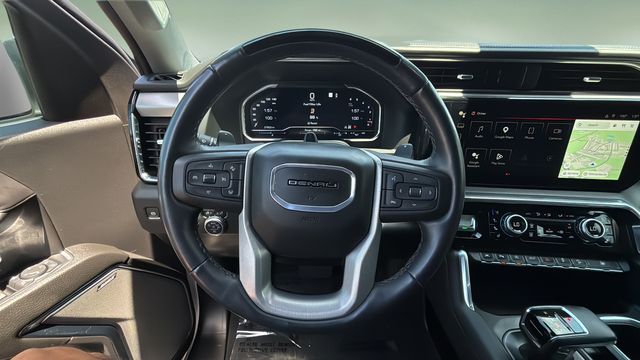 Used 2024 White GMC Denali image 12