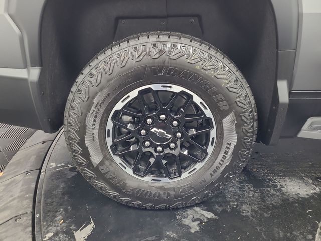 2026 – Chevrolet – Silverado EV