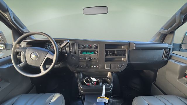 2025 Chevrolet Express Cargo Work Van - Photo 17