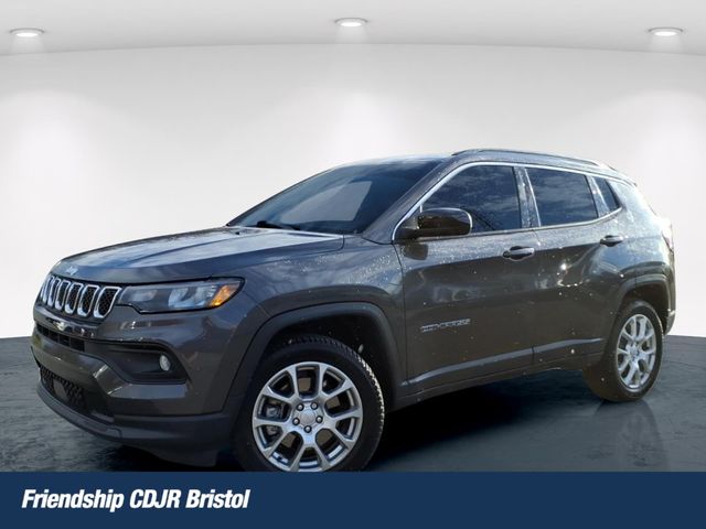 2023 Jeep Compass Latitude Lux 4WD