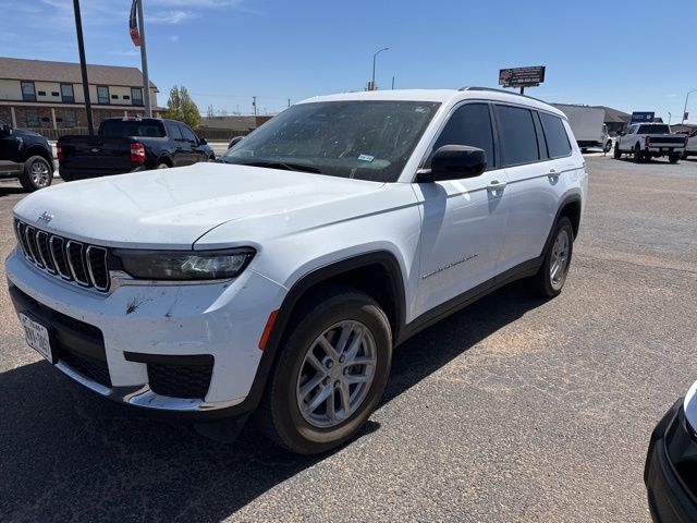 Bright White Clearcoat 2022 Jeep Grand Cherokee L Laredo 4WD SUV / Crossover Four-Wheel Drive 8-Speed Automatic