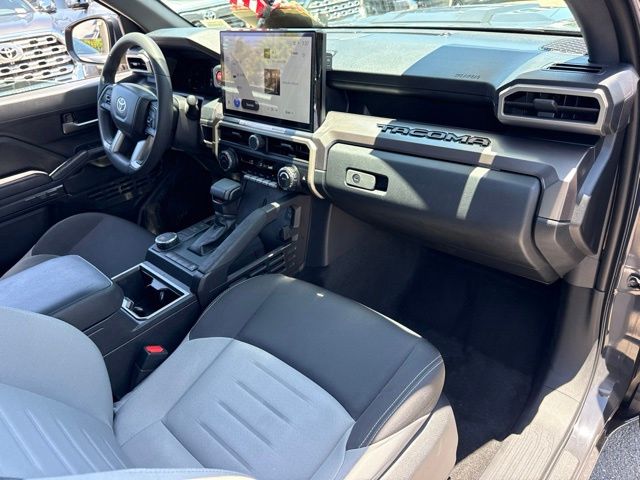 2025 Toyota Tacoma TRD Sport - Photo 15