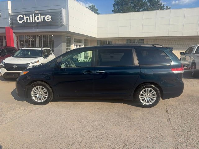 SOUTH PACIFIC PEARL 2012 Toyota Sienna Minivan Front-Wheel Drive 6-Speed Automatic Overdrive
