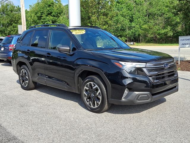 2025 Subaru Forester Premium - 0