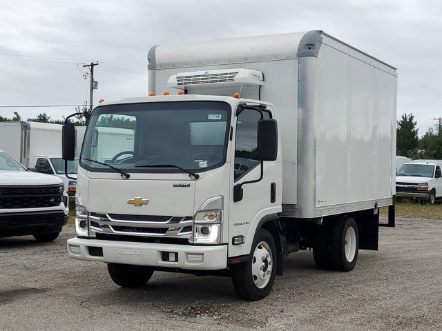New 2025 Chevrolet LCF 4500HG - photo 2