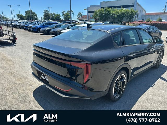 New 2026 Aurora Black Pearl Kia LX image 7