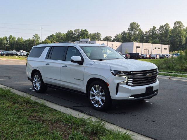 Used 2021 Beige Chevrolet High Country image 15