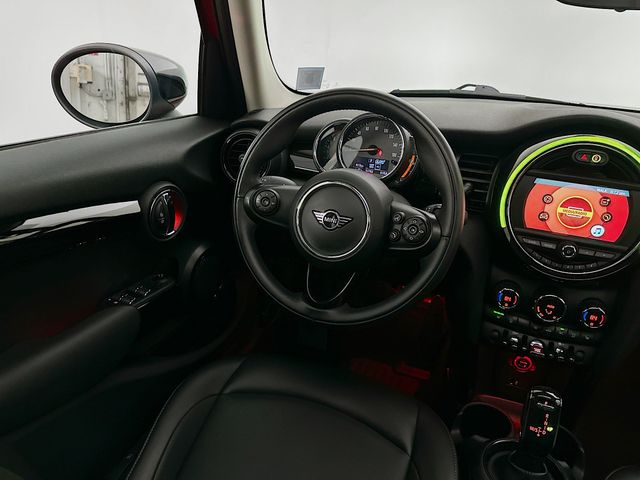 2021 MINI Cooper Signature 22