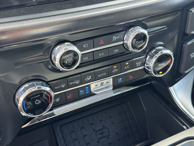 New 2026 Gray Ford Platinum image 18