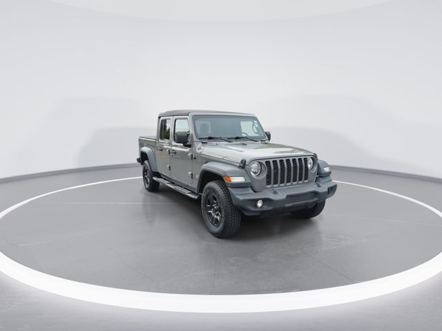 Used 2020 Gray Jeep Sport image 3