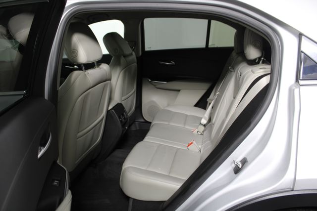 2020 Cadillac XT4 Premium Luxury photo