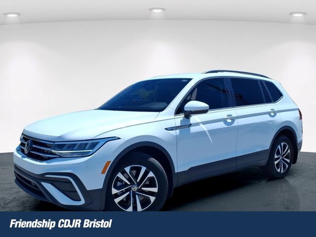 Pure White 2024 Volkswagen Tiguan SUV / Crossover Front-Wheel Drive 8-Speed Automatic