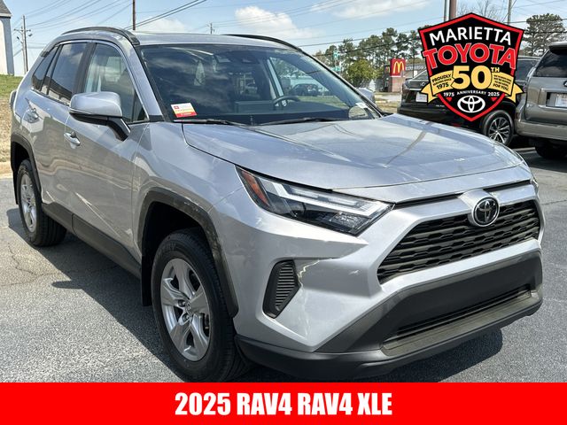 2025 Toyota RAV4 XLE FWD
