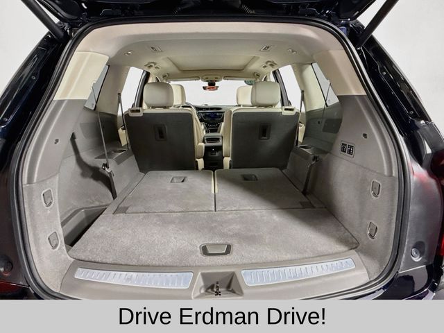 Used 2021 Cadillac XT6 SUV