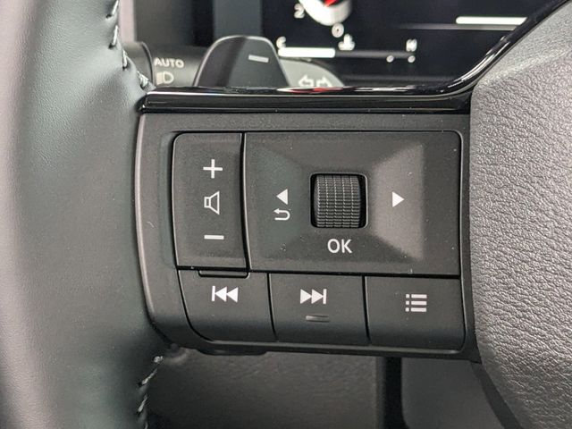 2025 Nissan Rogue SL photo