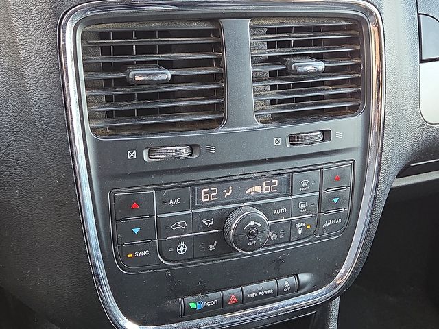 Used Car 2019 Dodge Grand Caravan  Gt For Sale Under $15,000 In Plainview, Texas