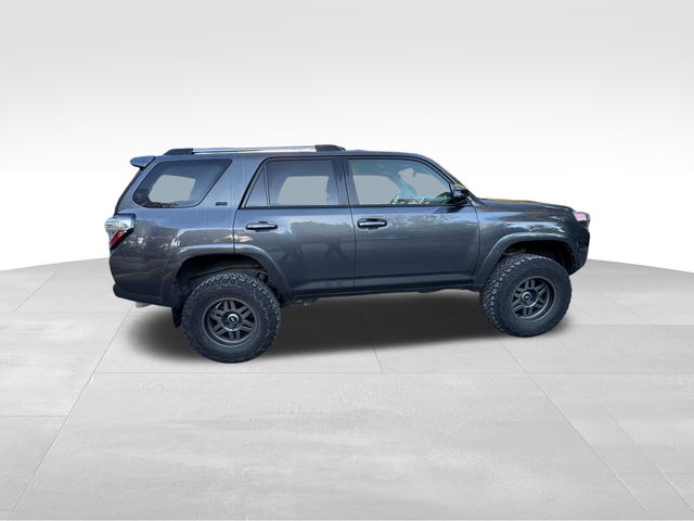 2022 Toyota 4Runner SR5 Premium 10