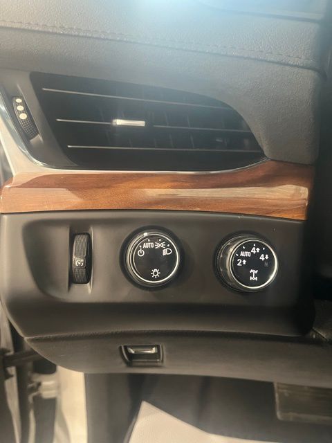 2016 Cadillac Escalade Premium photo
