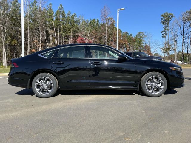 2025 Honda Accord Hybrid EX-L 11