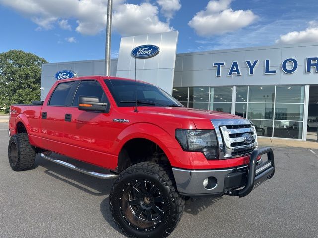 Race Red 2012 Ford F-150 XLT SuperCrew 4WD Pickup Truck Four-Wheel Drive 6-Speed Automatic