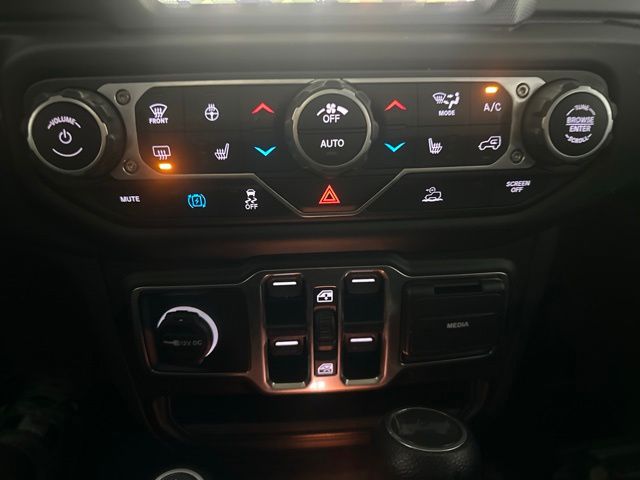 Used 2023 Jeep Wrangler SUV
