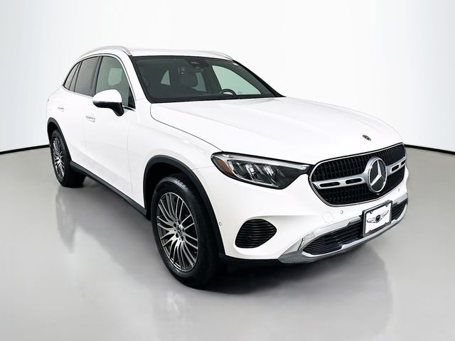 Thumbnail: 2025 Mercedes-Benz GLC - 3