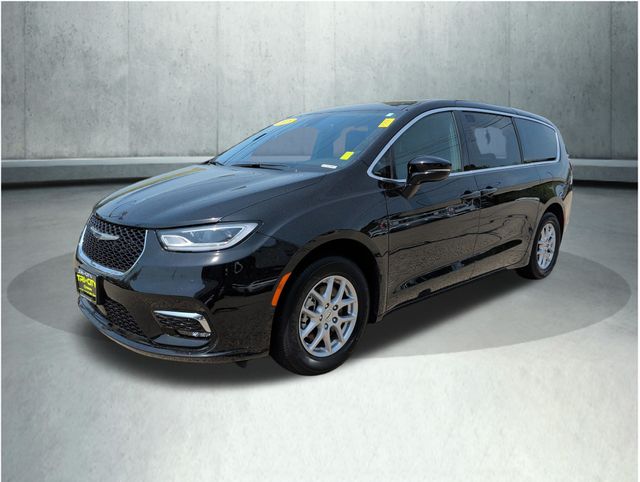 Diamond Black Crystal Pearlcoat 2025 Chrysler Pacifica Select FWD Minivan Front-Wheel Drive 9-Speed Automatic