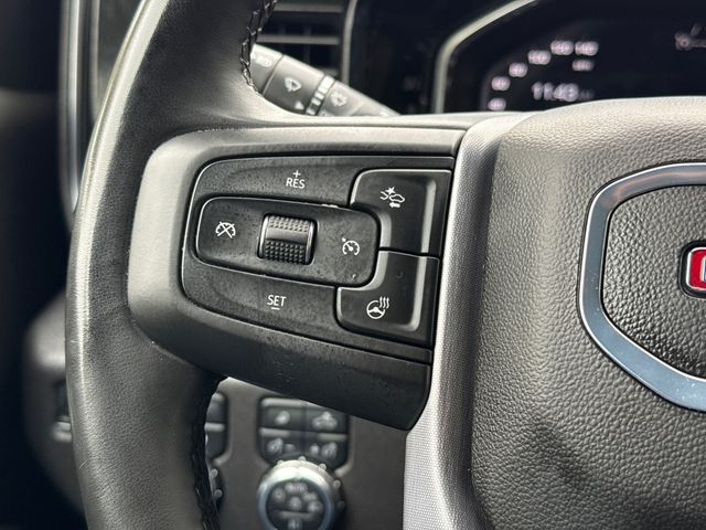 Used 2025 White GMC SLT image 29