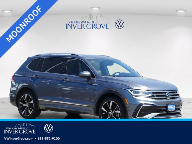 Platinum Gray Metallic 2023 Volkswagen Tiguan SEL R-Line 4Motion SUV / Crossover All-Wheel Drive 8-Speed Automatic