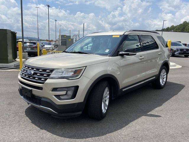 2017 Ford Explorer XLT 7