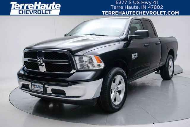 Diamond Black Crystal Pearlcoat 2024 RAM 1500 Pickup Truck Four-Wheel Drive 8-Speed Automatic