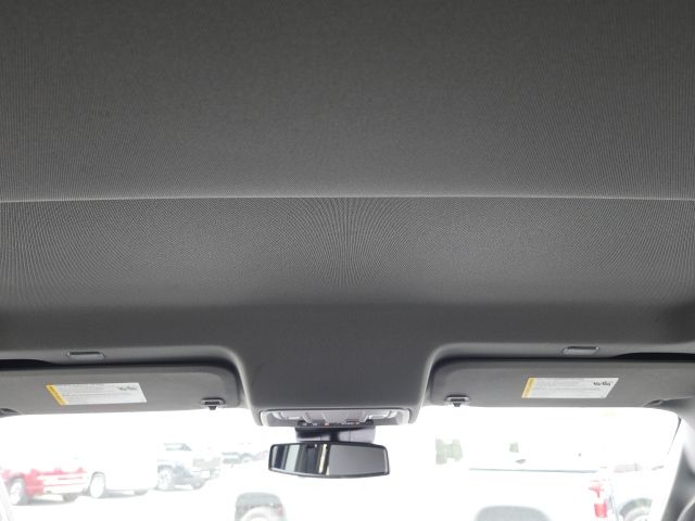 2025 Chevrolet Silverado 2500HD Custom:C02582