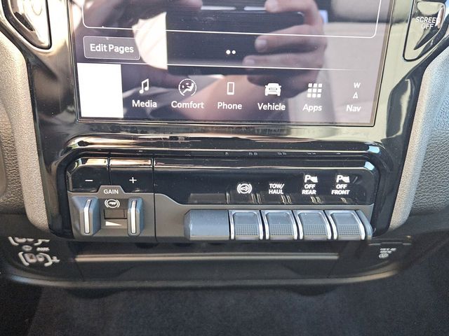 2026 Ram 3500 Tradesman Crew Cab 4x4 8' Box