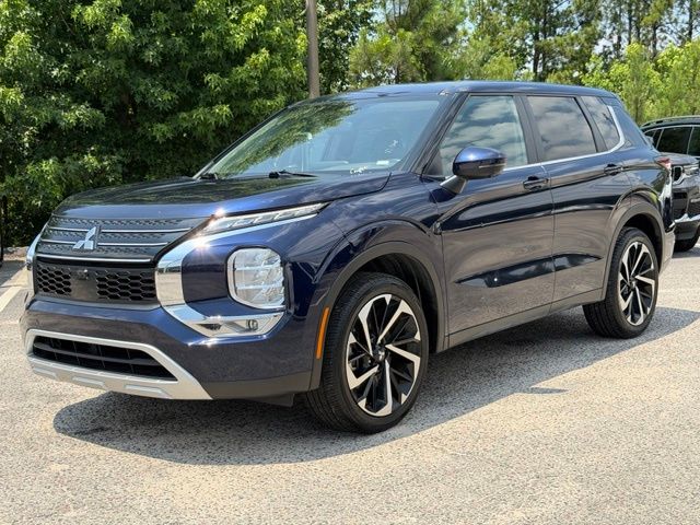 Used 2024 Mitsubishi Outlander SUV