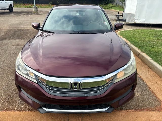 Used 2016  Honda LX image 2
