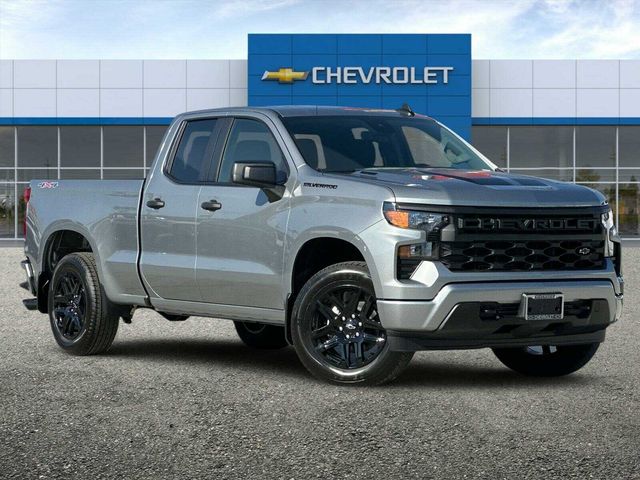 2025 Chevrolet Silverado 1500 Custom 2