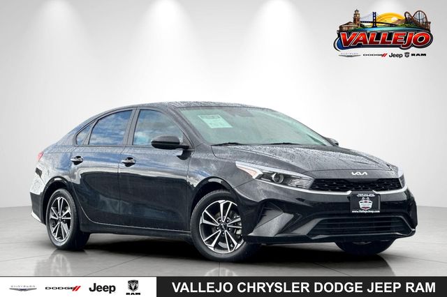 2023 Kia Forte LXS FWD